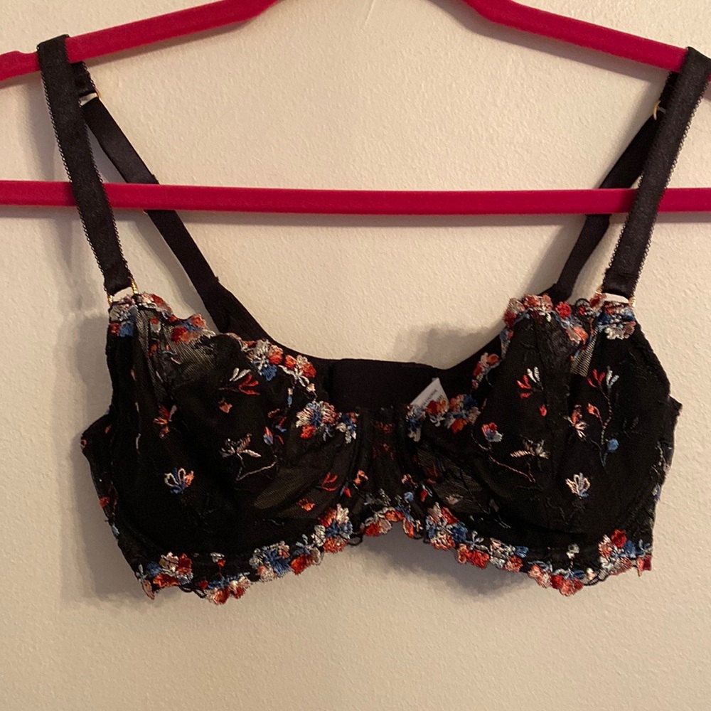 Sofia Intimates by Sofia Vergara, bra , black w/floral, 34C